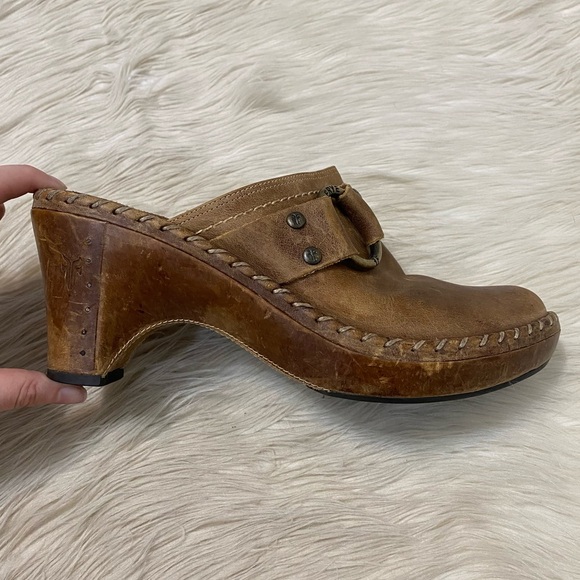 Frye Charlotte Ring Harness Brown Distressed Leather Clogs Slip On Mules Western - Picture 4 of 10